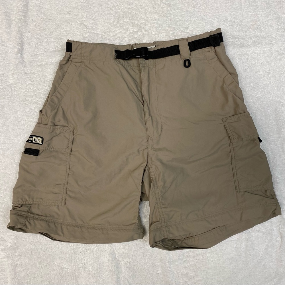 REI Vintage Cargo Outdoor Shorts Womens Khaki Belted Size 8 UPF 50+